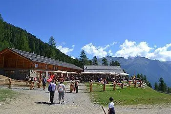 ホテル Rifugio Lo Scoiattolo *